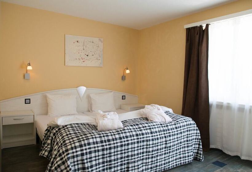 带2个卧室的套房, Europa