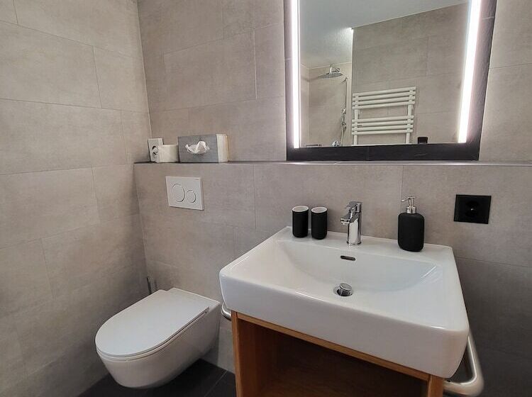 高级大房间, Europa