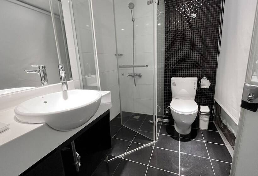 اتاق استاندارد سه نفره, Guide Hotel Taipei Fuxing North