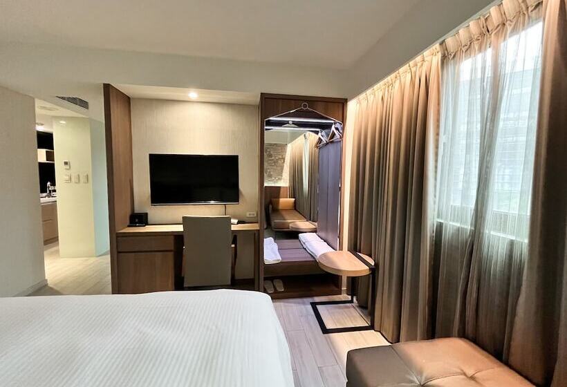 سوییت لوکس, Guide Hotel Taipei Fuxing North