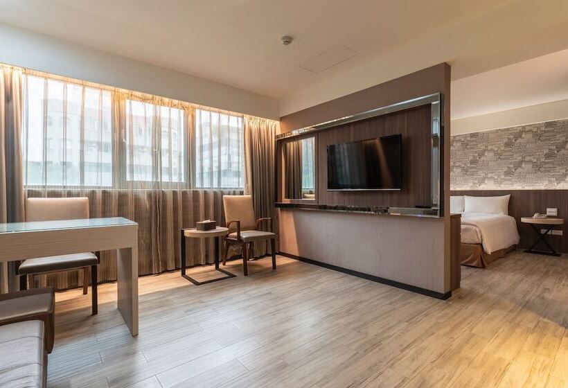 سوییت لوکس, Guide Hotel Taipei Fuxing North