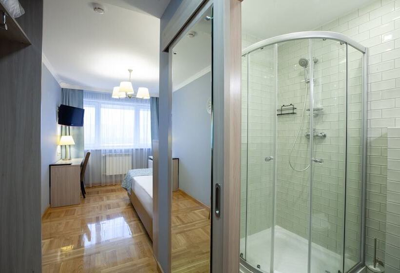 اتاق استاندارد یک نفره, Krasnoyarsk