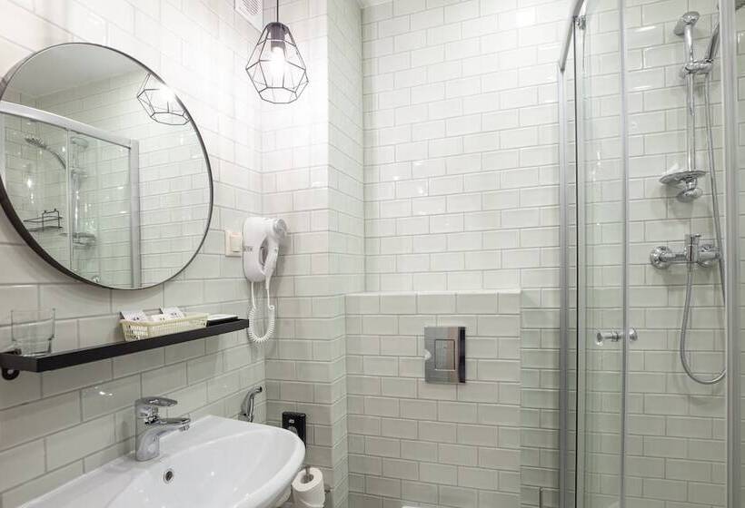 اتاق استاندارد, Krasnoyarsk