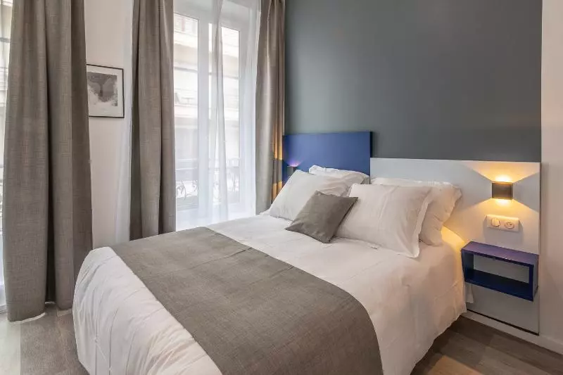 اتاق راحتی, Hôtel Alcôve Nice