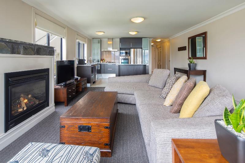 2 Sovrums Lägenhet, Peppers Beacon