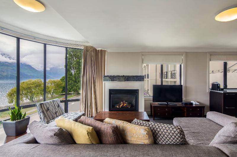 3 Sovrums Lägenhet, Peppers Beacon