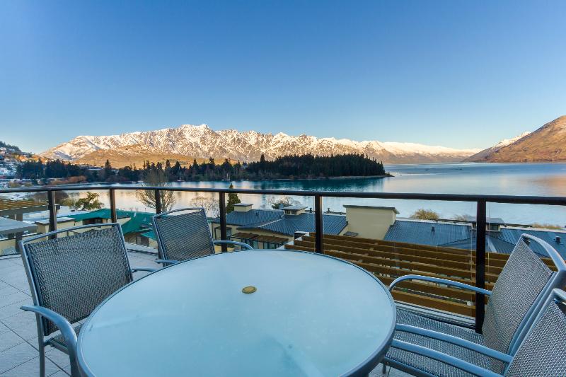 3 Sovrums Lägenhet, Peppers Beacon