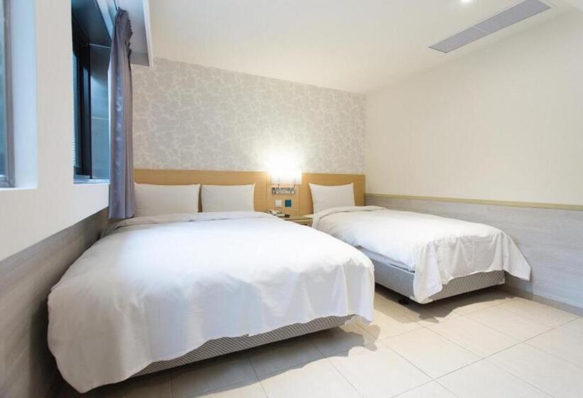 Habitación Triple Estándar, Rainbow