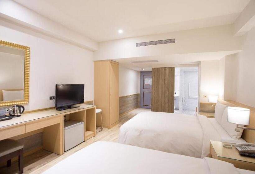 Habitación Familiar Deluxe, Rainbow