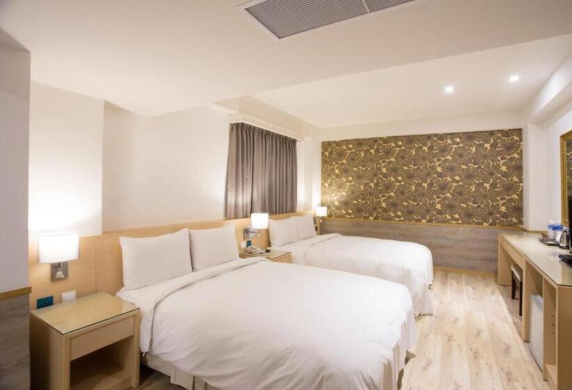 Habitación Familiar Deluxe, Rainbow