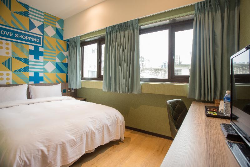 Habitación Estándar, Rainbow