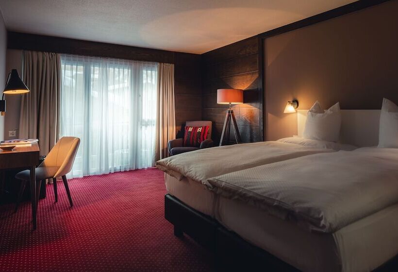 豪华两卧室公寓, The Rex