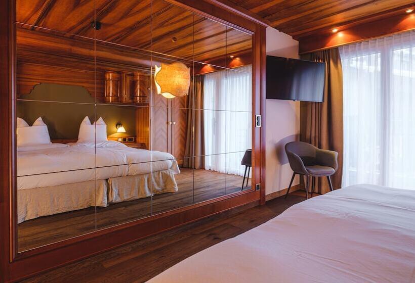 豪华套房, The Rex