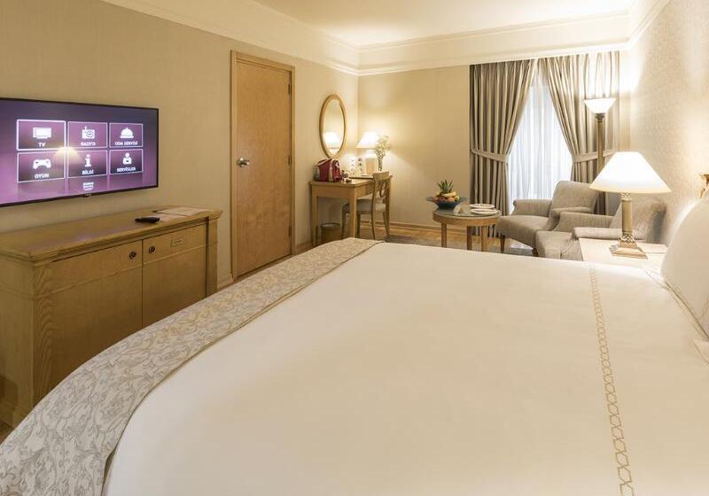 Camera Familiare, Zorlu Grand Hotel Trabzon