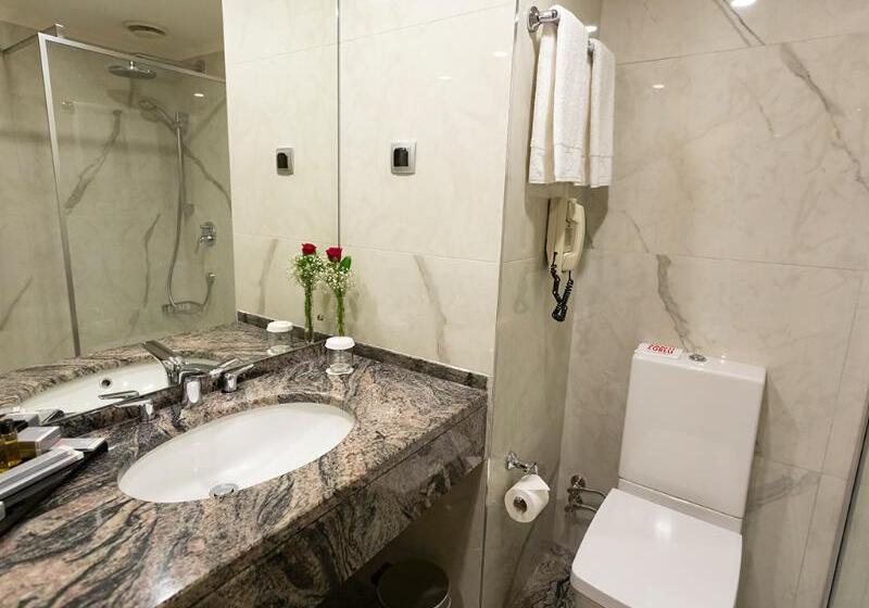 Camera Familiare, Zorlu Grand Hotel Trabzon