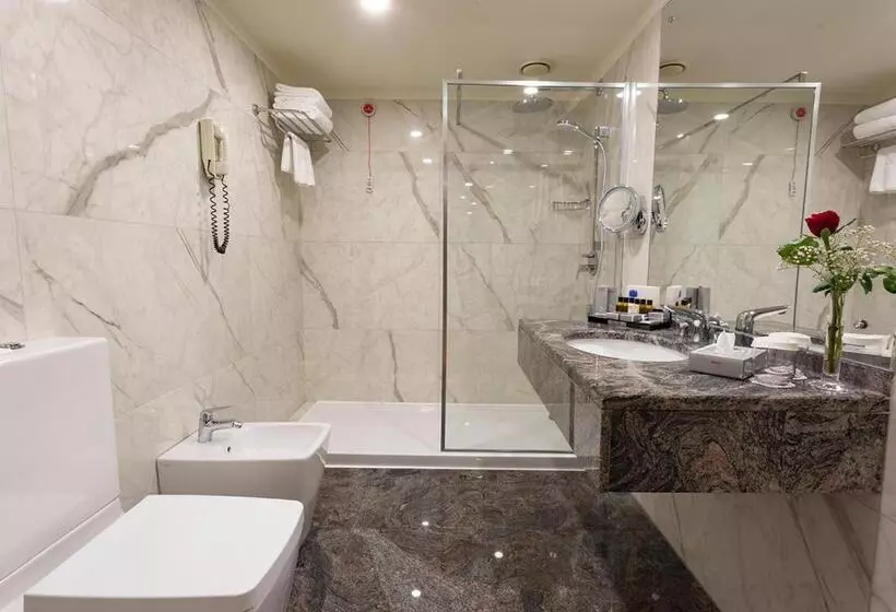 Suite Queen Bed, Zorlu Grand Hotel Trabzon