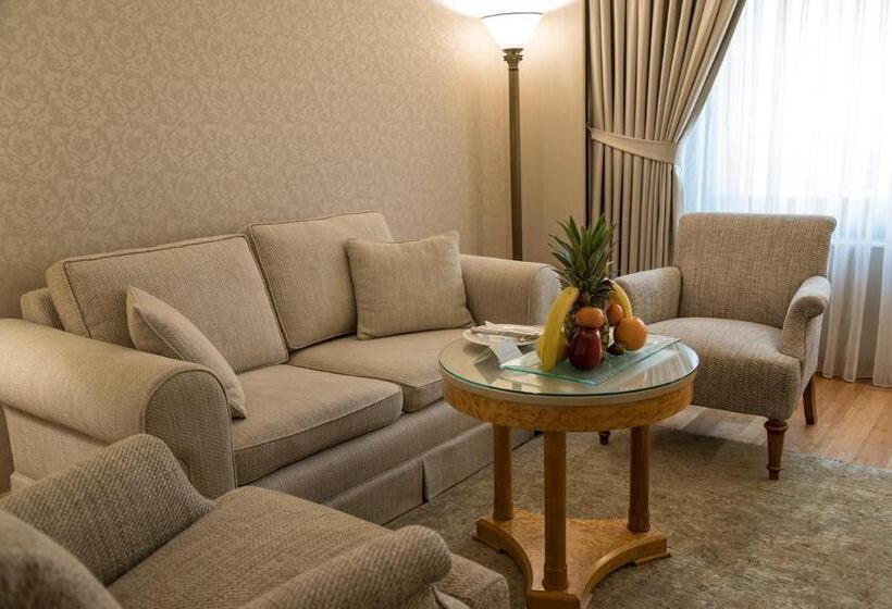 Suite Junior, Zorlu Grand Hotel Trabzon