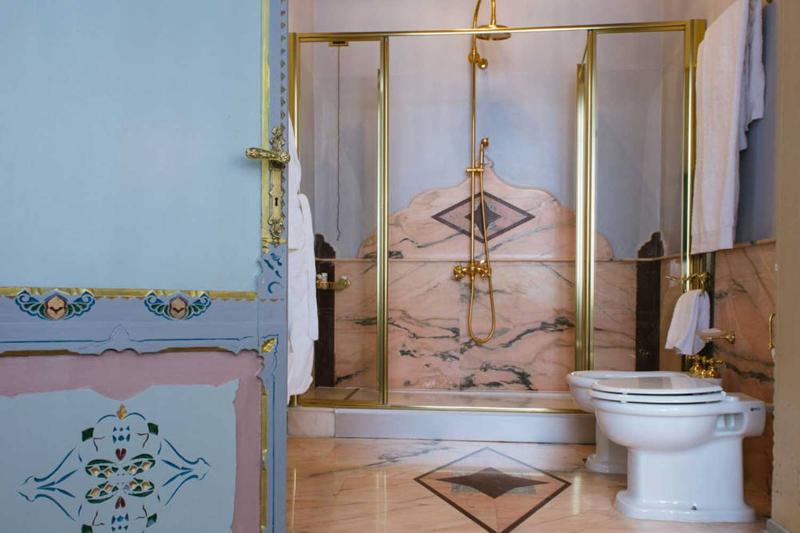 Camera Economy, Zorlu Grand Hotel Trabzon