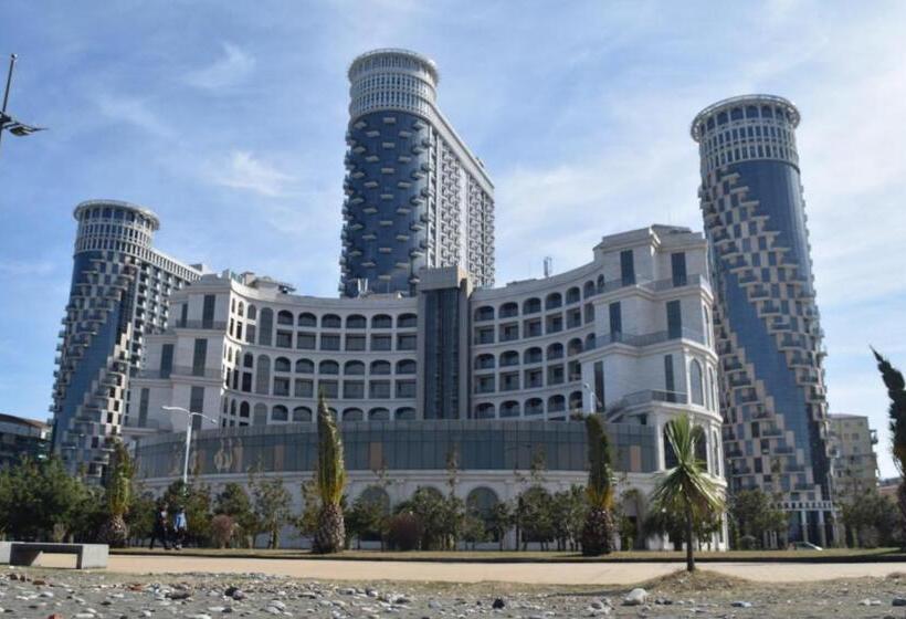 آپارتمان 1 خوابه با چشم‌انداز دریا, Orbi Sea Towers Batumi Resort