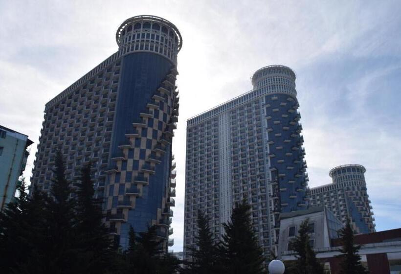 آپارتمان 2 خوابه, Orbi Sea Towers Batumi Resort