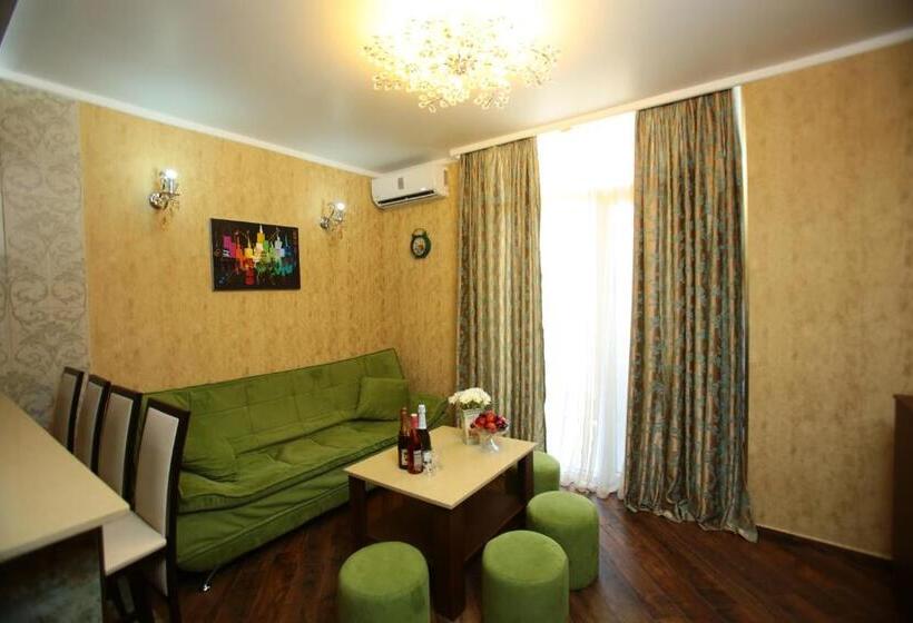 آپارتمان 2 خوابه, Orbi Sea Towers Batumi Resort
