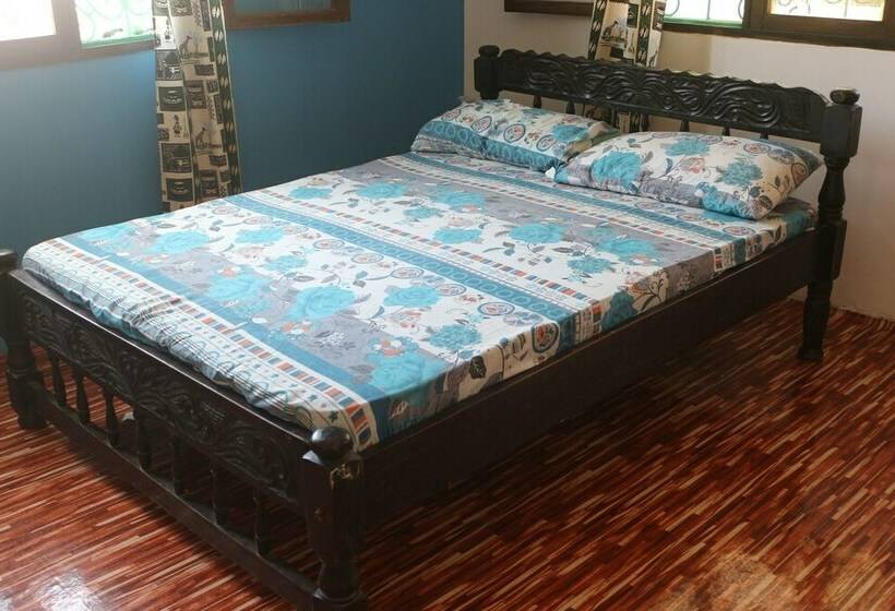 اتاق استاندارد با چشم‌انداز باغ, Akogo House   Bnb , Hostel, Backpackers & Volunteer Center