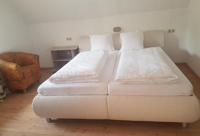 Quarto Standard Casa de Banho Partilhada, Gasthaus Zur Stadt Triberg