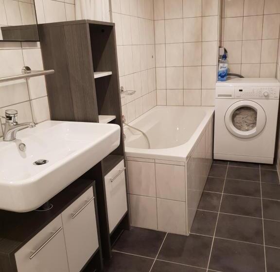 Apartamento 3 Quartos, Gasthaus Zur Stadt Triberg