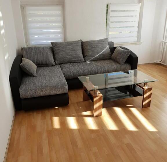 Apartamento 3 Quartos, Gasthaus Zur Stadt Triberg