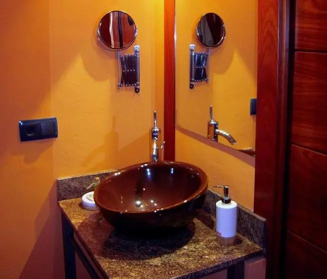キングサイズベッドのスーペリアルーム, Posada Real La Vieja Chimenea Spa