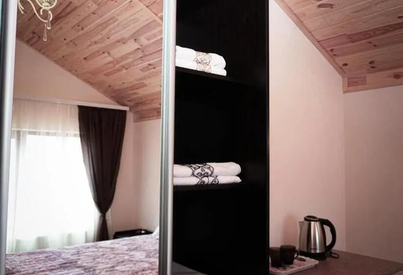 Cameră Standard, Arkadiya House
