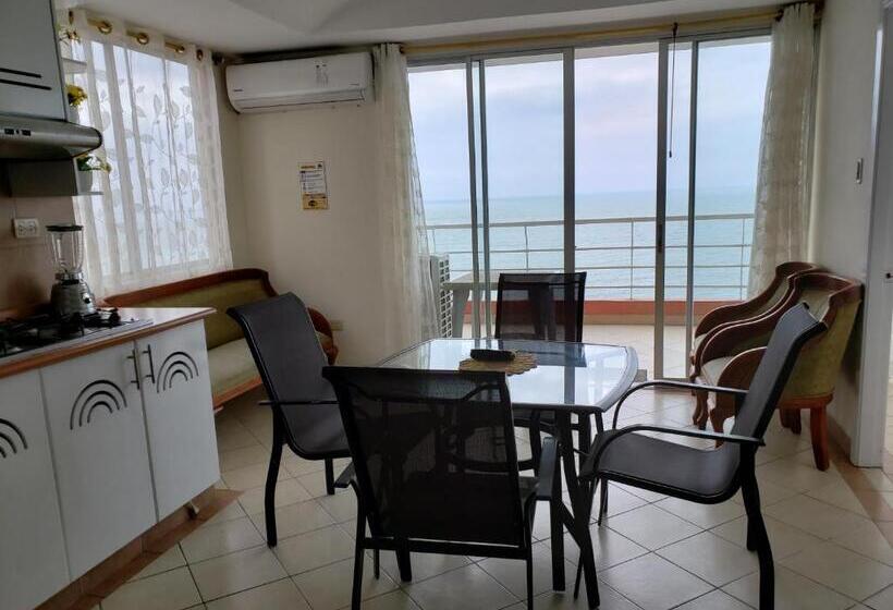 شقة غرفة واحدة مزودة بتراس, Arco Iris Atacames