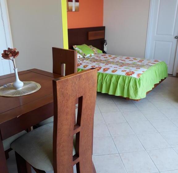 شقة غرفة واحدة مطلة على البحر, Arco Iris Atacames