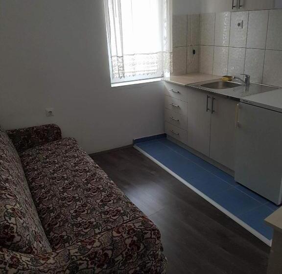 آپارتمان 1 خوابه, Prenociste H2o