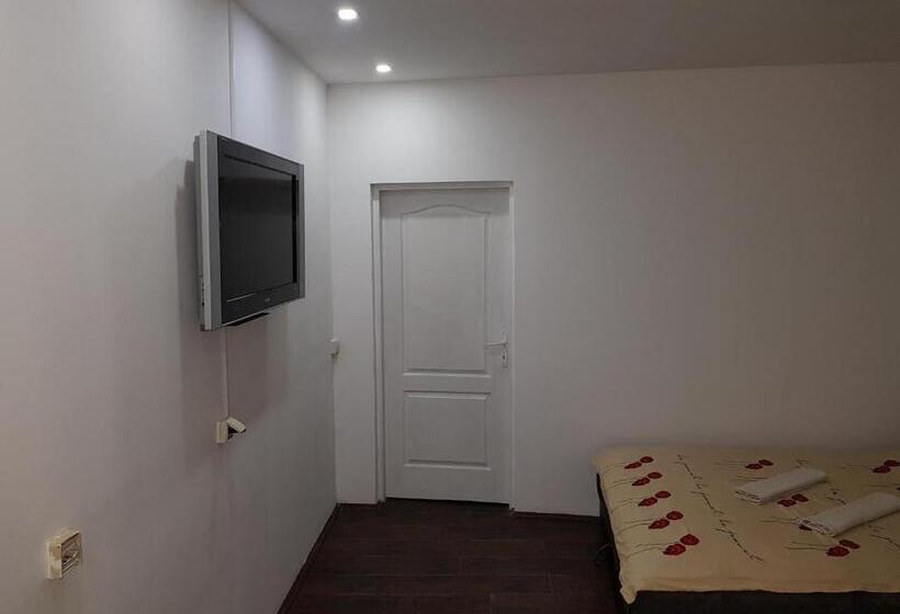 آپارتمان 1 خوابه همکف, Prenociste H2o