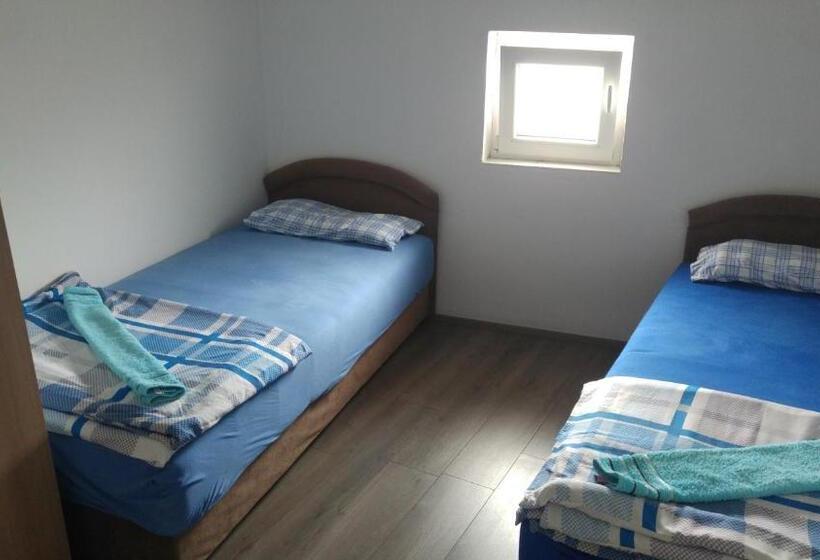 آپارتمان 1 خوابه, Prenociste H2o