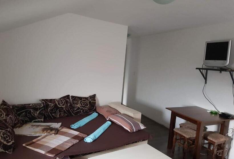 آپارتمان 1 خوابه, Prenociste H2o