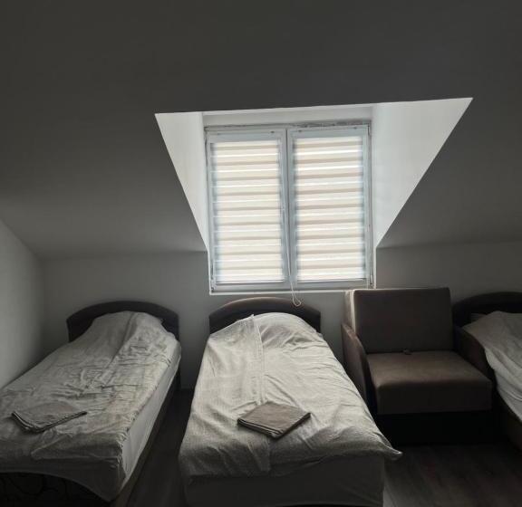 استودیو استاندارد با چشم‌انداز, Prenociste H2o