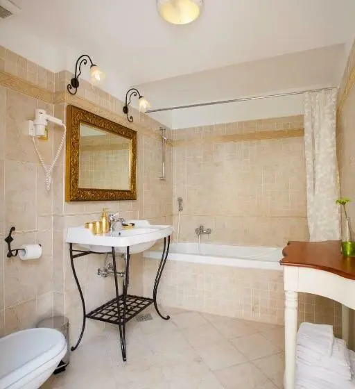 آپارتمان 2 خوابه با چشم‌انداز دریا, Villa Bellevue Portoroz Portorose