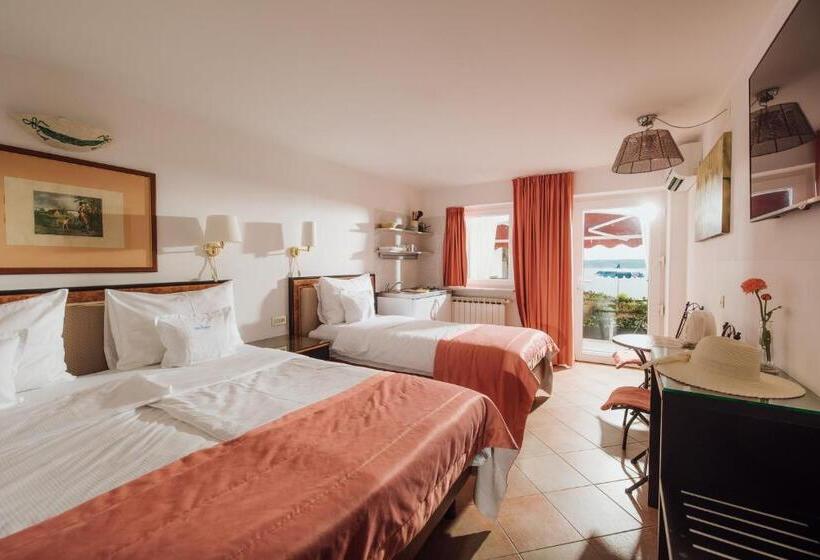 Triple Room Sea View, Villa Bellevue Portoroz Portorose