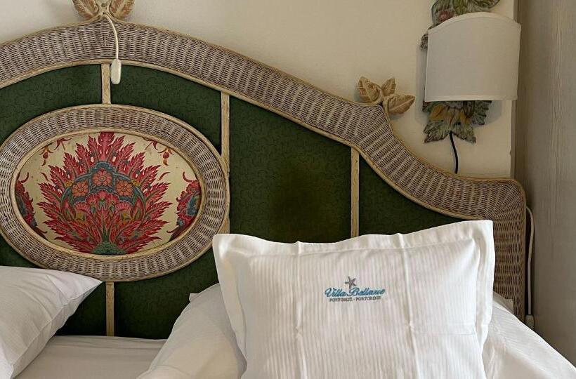 اتاق استاندارد با چشمانداز دریا, Villa Bellevue Portoroz Portorose