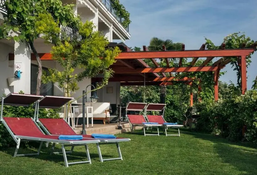 آپارتمان 2 خوابه با چشم‌انداز دریا, Villa Bellevue Portoroz Portorose