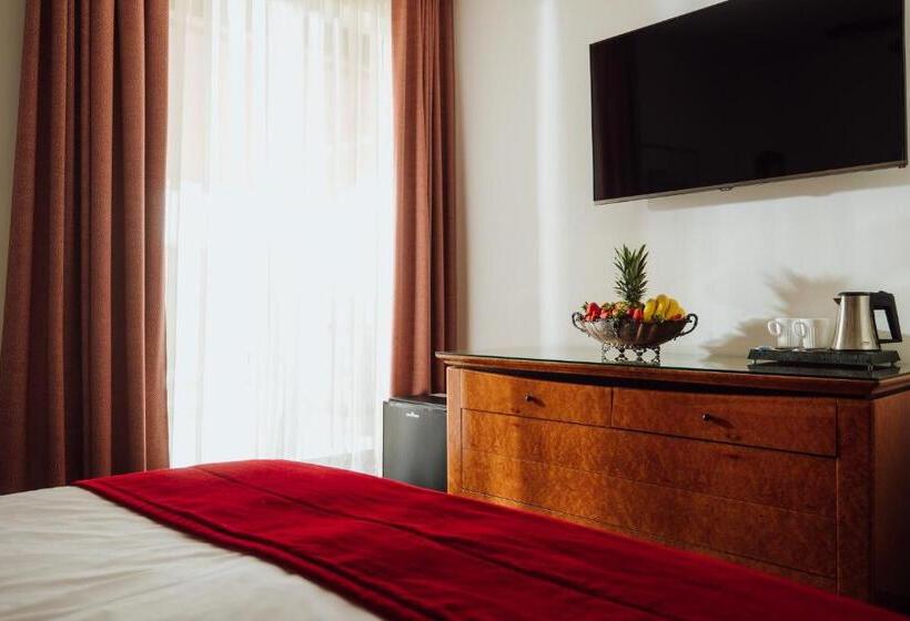 اتاق لوکس با بالکن, Villa Bellevue Portoroz Portorose