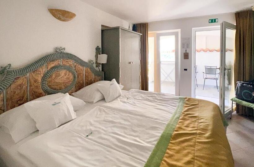 اتاق استاندارد, Villa Bellevue Portoroz Portorose