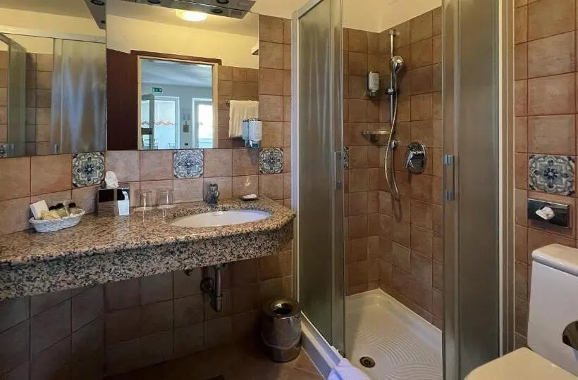اتاق استاندارد, Villa Bellevue Portoroz Portorose