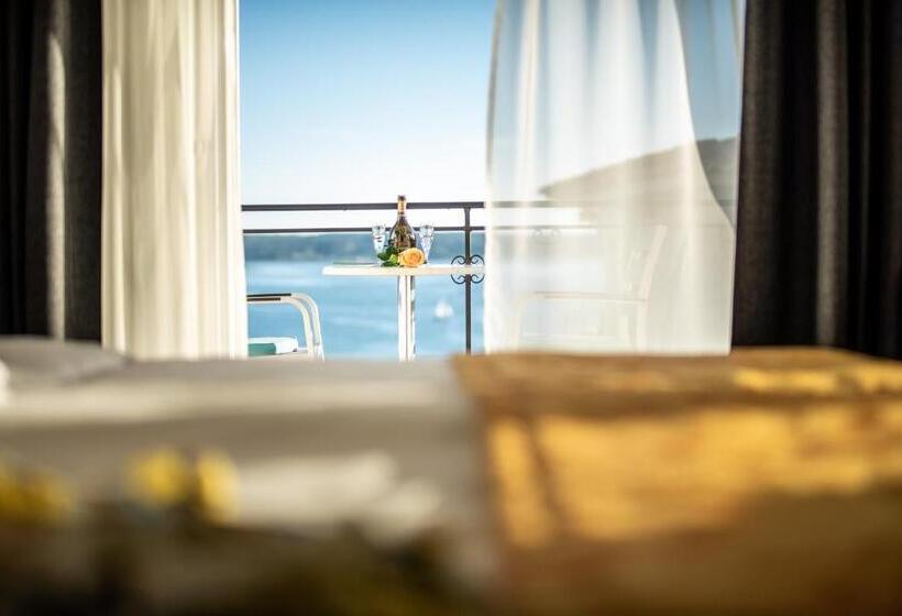 اتاق لوکس, Villa Bellevue Portoroz Portorose