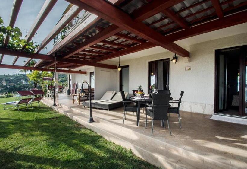 آپارتمان 2 خوابه با چشم‌انداز دریا, Villa Bellevue Portoroz Portorose