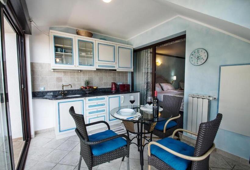 آپارتمان 1 خوابه با چشم‌انداز دریا, Villa Bellevue Portoroz Portorose
