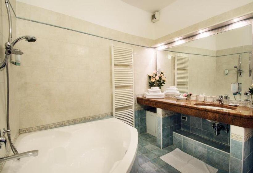 آپارتمان 1 خوابه با چشمانداز دریا, Villa Bellevue Portoroz Portorose