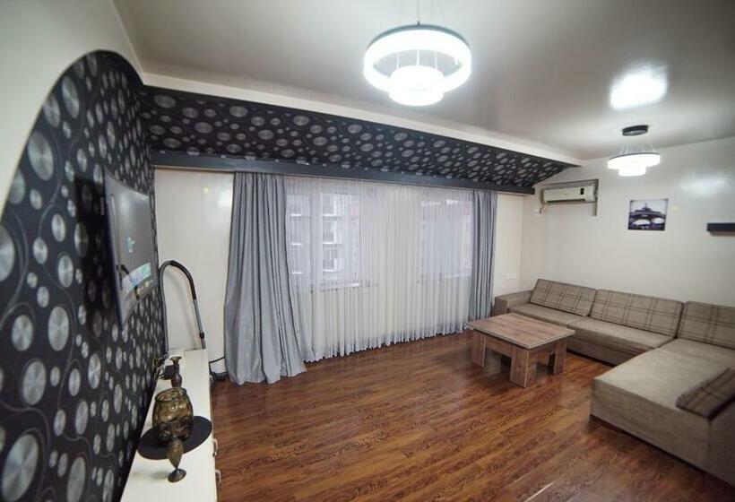 اتاق لوکس, Edo Apartment